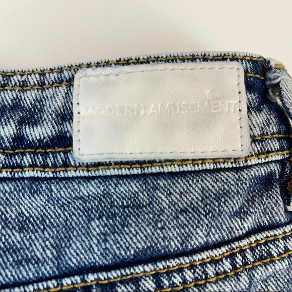 Modern Amusement Acid Wash Bow Jean Shorts Jr Sz 1 - Picture 6 of 14